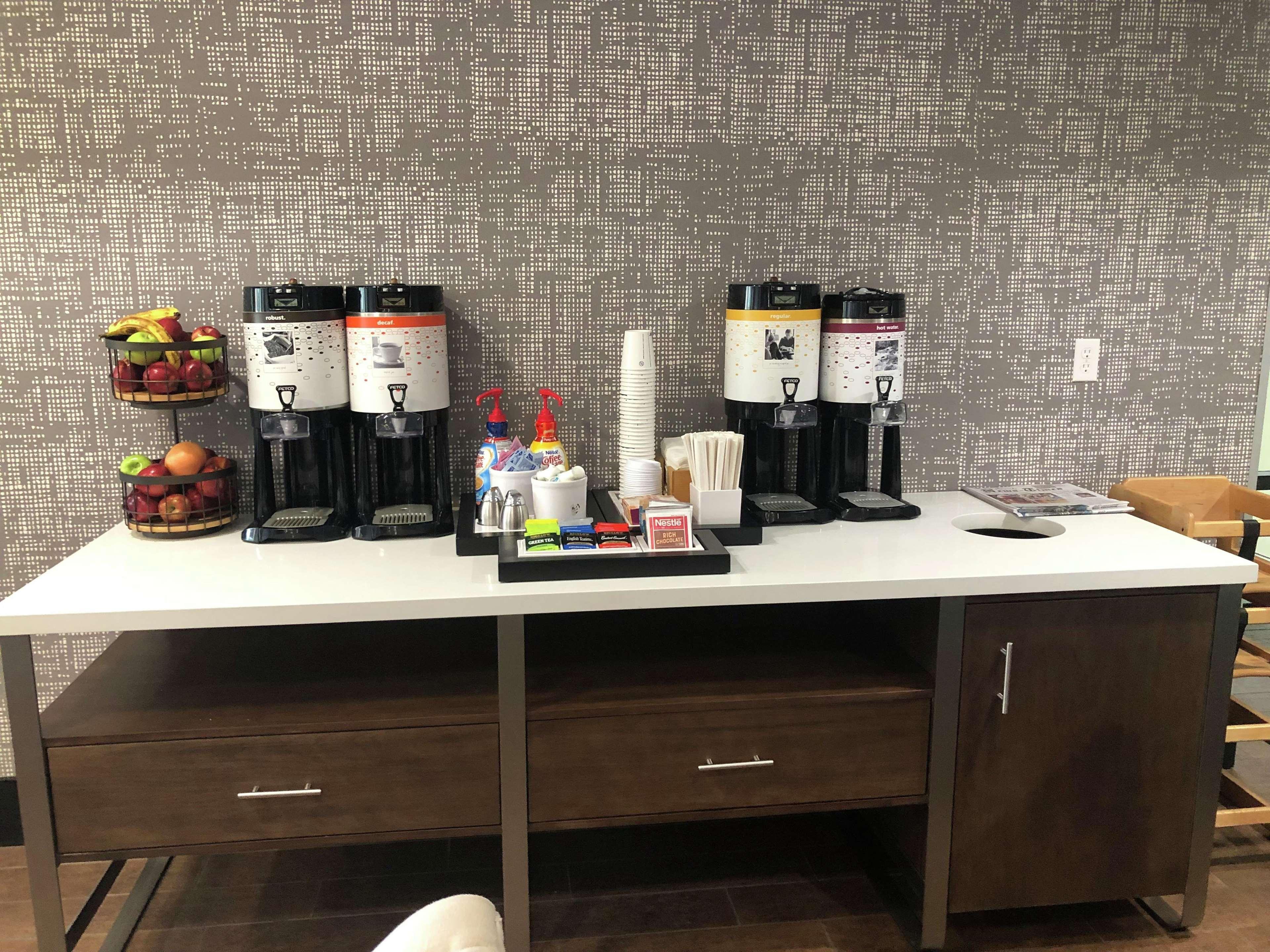 Hampton Inn Ел Дорадо Екстериор снимка