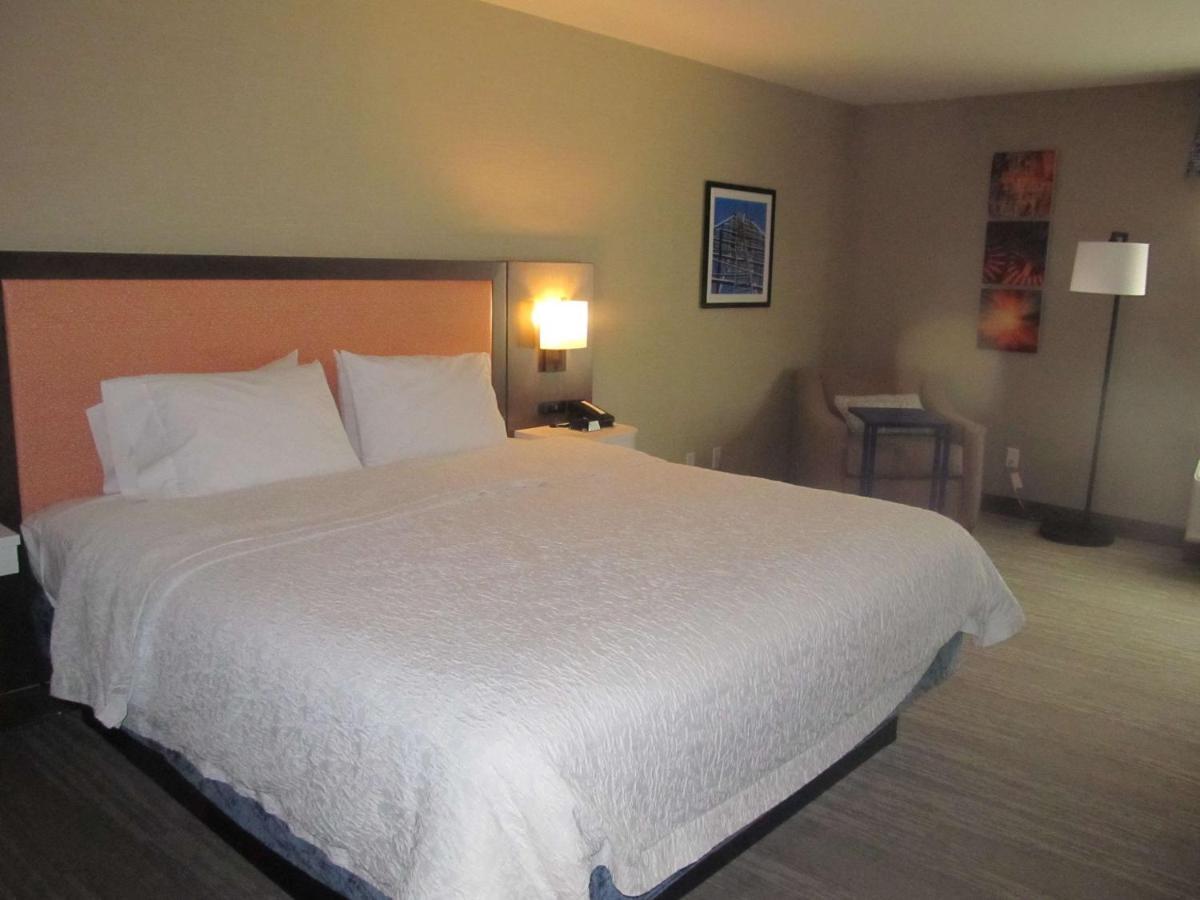Hampton Inn Ел Дорадо Екстериор снимка