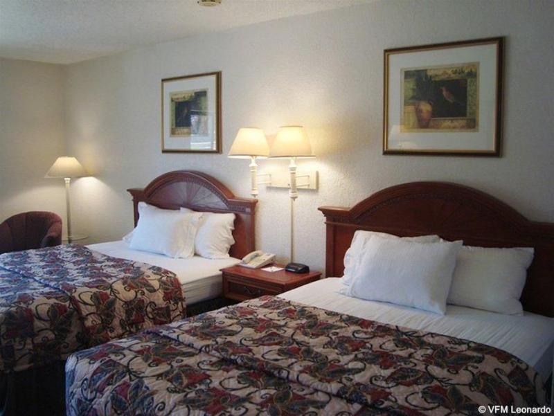 Hampton Inn Ел Дорадо Екстериор снимка